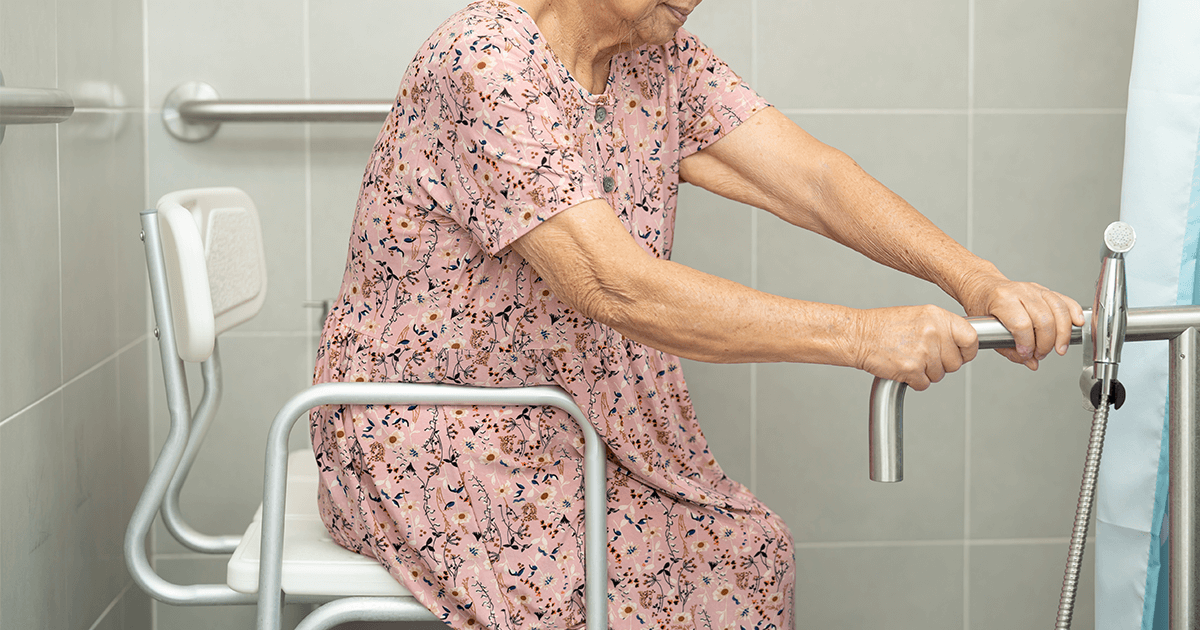 6 Ways To Enhance Bathroom Safety For The Elderly Honestmed 